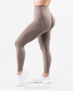 klær T442405 mokka brun forsterke kontur legging kvinner Alphalete - Bilde 4