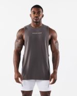 klær T442575 støvete betonggrå aa airtech cutoff menn Alphalete